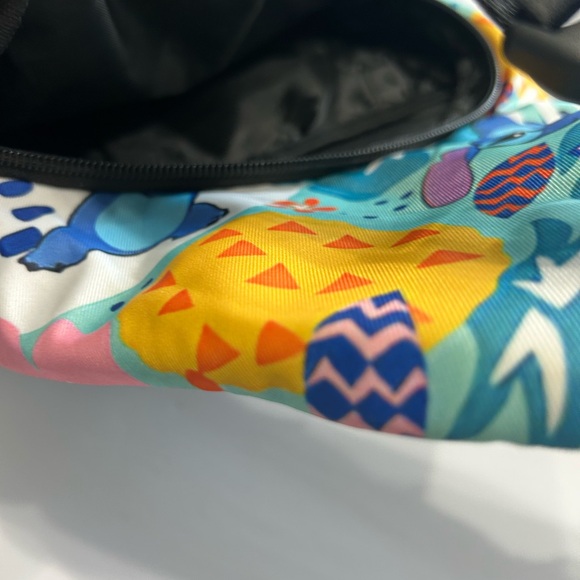 Stitch Character Sling Bag - Picture 6 of 8